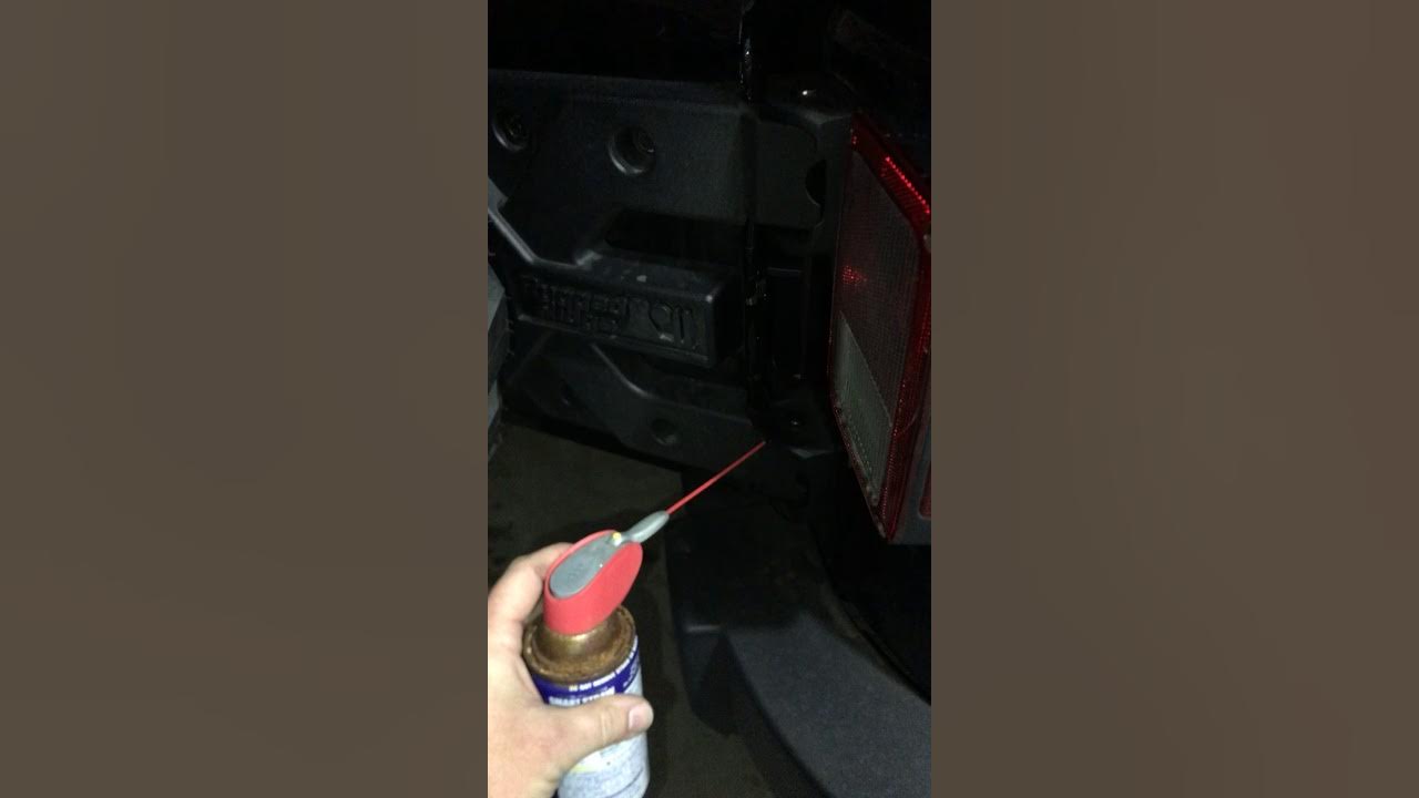 Jeep Wrangler Tailgate Rattle Solution - YouTube