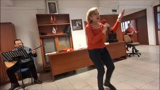 Mapushane İçi̇nde Yaniyor Gazlar - Gülşen Uyanik