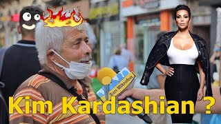 Ki̇m Kardashian ? - Sari Mi̇krofon