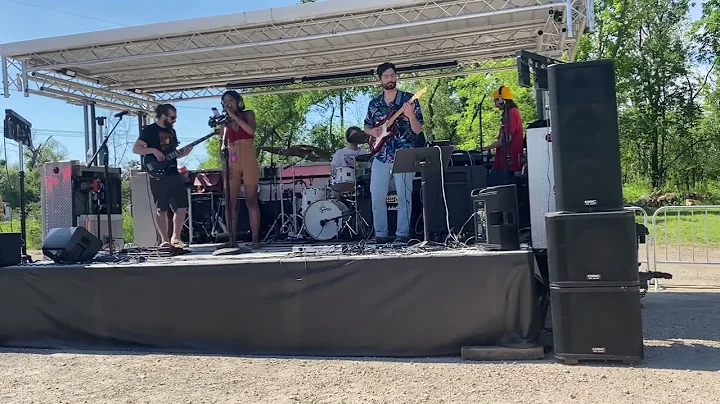 Summertime - Raquel Aleman w Red Rose
