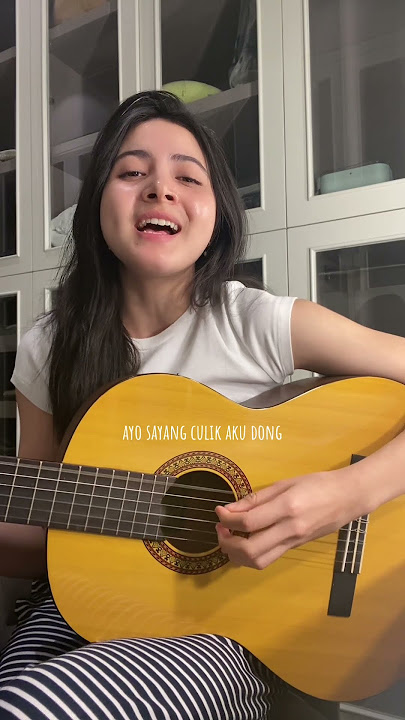BULAN SUTENA - CULIK AKU DONG