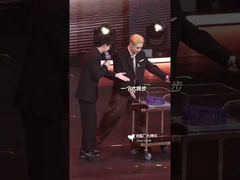 LAY Zhang 张艺兴 Weibo Music Awards Beijing 2025Sept24 