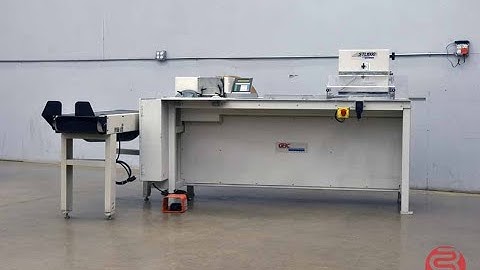 GBC STL1000 Semi-Automatic Twin Loop Binding Machine