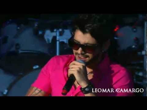 Gusttavo Lima - É o Amor/Página de Amigos (AO VIVO NO CALDAS COUNTRY 2012)