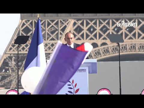 Meeting de Zemmour au Trocadéro : la foule scande "Macron assassin"