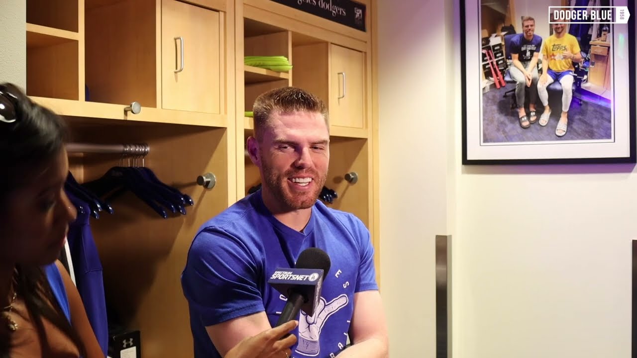 Freddie Freeman talks about how special this 2023 Dodgers team is (via  @officiallyvassegh) . Listen in now to the post-game celebration…