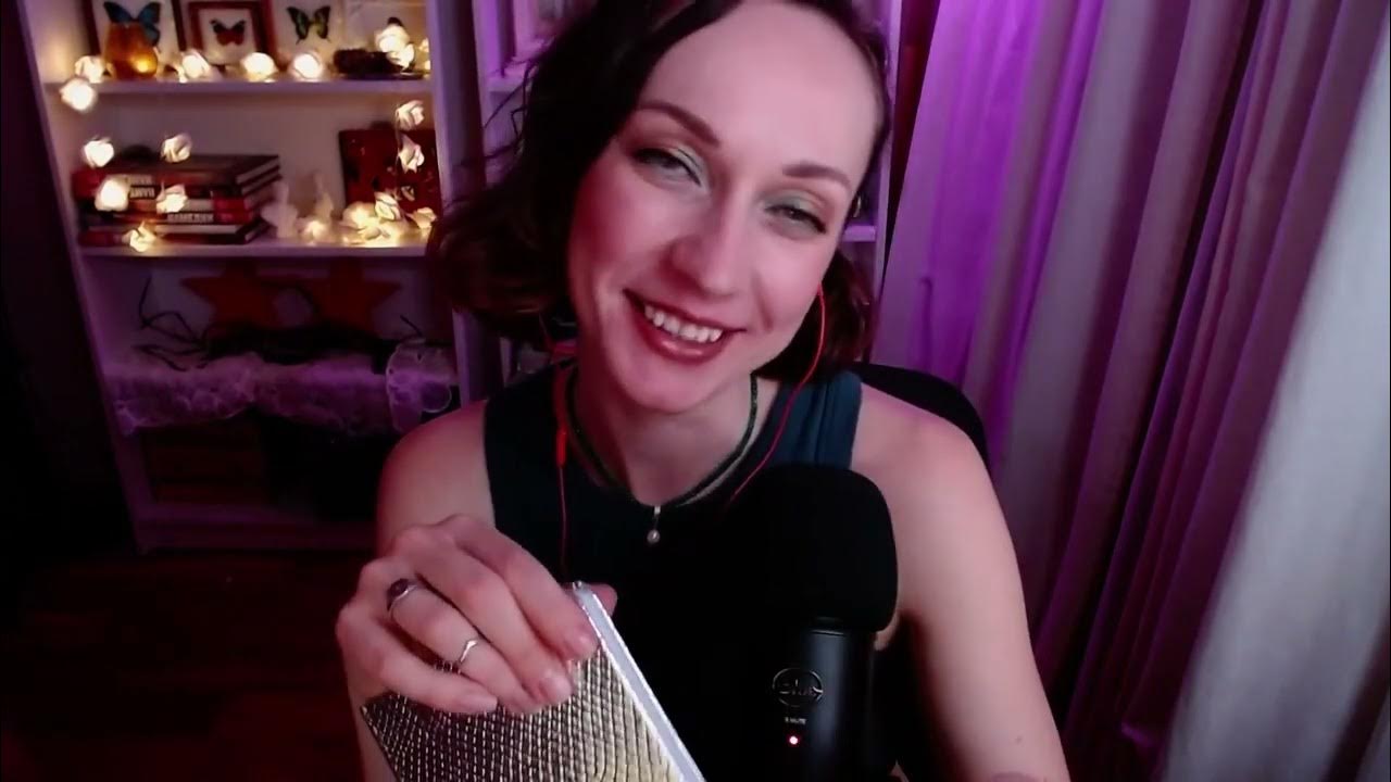 Асмр стрим. Королева асмр стрим. Расслабляющее видео асмр. Топ 1 по триггерам асмр. Asmr стримеры.
