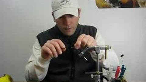 Fly Tying Instruction - Starting Your Thread