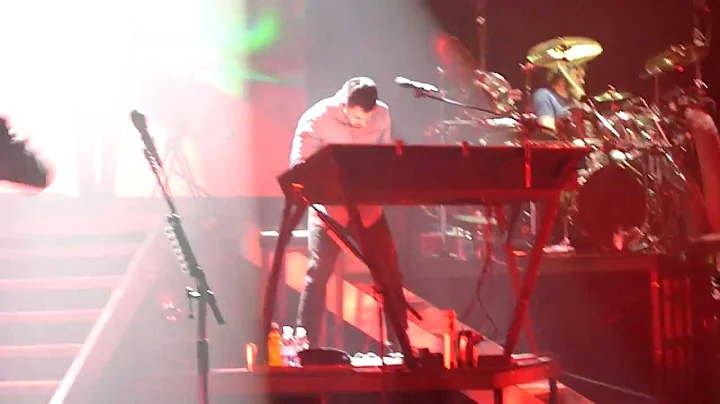 Linkin Park - Blackout Live at Admiralspalast Berlin Telekom Street Gigs 05.06.2012 [HD & HQ]