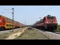 EPIC Crossing ! WAP7 greets Howrah Premium : Indian Railways LHB Trains