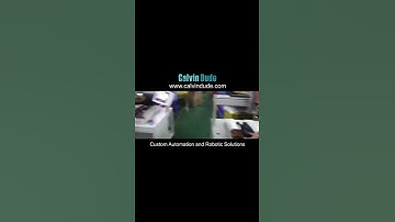 Automatic screw locking machine