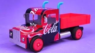 Increíble Camión hecho con latas de Coca-Cola y palillos