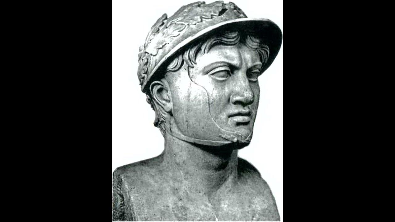 Царь пирр эпирский. Пирр полководец. Пирр полководец. Царь пирр пиррова победа. Пирр эпирский фигурка.