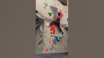 Super fun and unique v4 🤩🤩 new set this week so more climbs coming !! #athlete #climbing #boulder