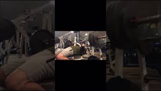 Powerlifting - Flat bench 275 x 5 reps