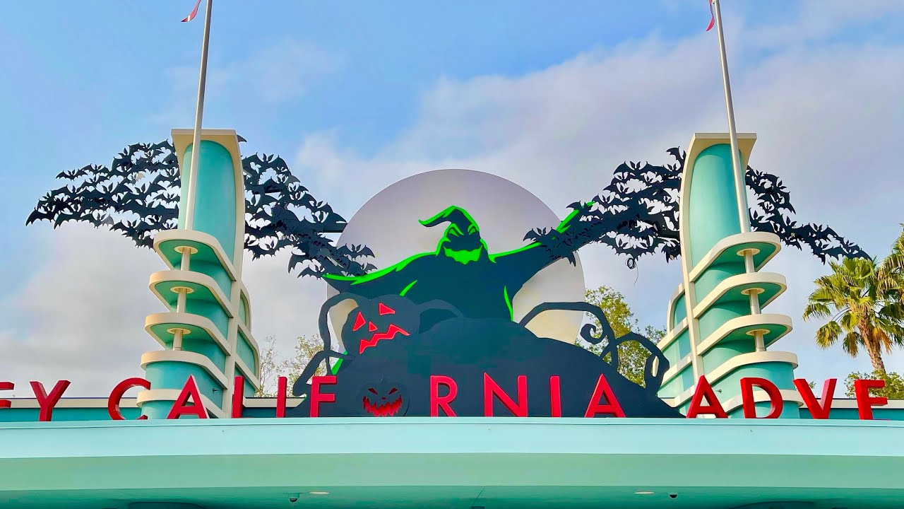 🔴 LIVE NEW HALLOWEEN Merchandise arrives at Disneyland | new Oogie Boogie bash decorations