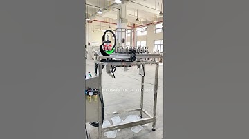 Automatic tray de-nesting machine