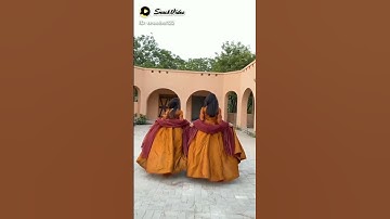 Thumbnail of Twins sisters Aiman Khan and Minal Khan new 2022 TikTok video 😍😍📷