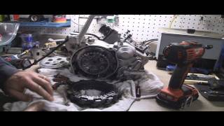 YZ125 Tear Down Part 3: Removing 2 stroke Clutch, Clutch Basket, & Discs YZ125 Tear Down Part 3: Removing 2 stroke Clutch, Clutch Basket, & Discs