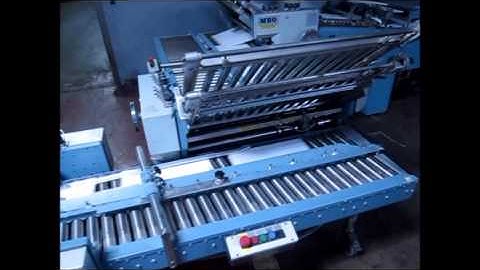 MBO B26 Continuous Feed Folder with 2 Right Angles and Roll away Stacker