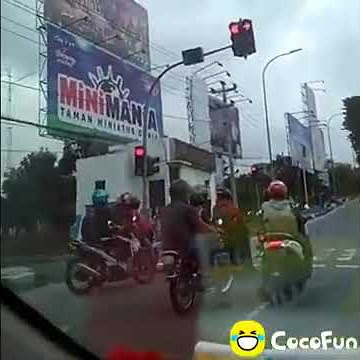 Cak lontong filosofi LAMPU MERAH (Story wa )