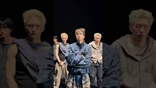 하는 수 없이 난 네게 푹 빠져 버려👓 #장우영 #JangWooyoung #Im_into #늪 #She_is