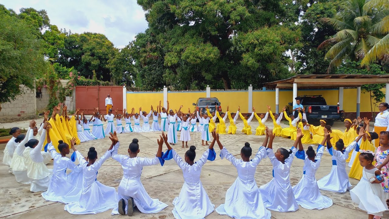 Magnificat | Mimé par le groupe Passion Du Christ