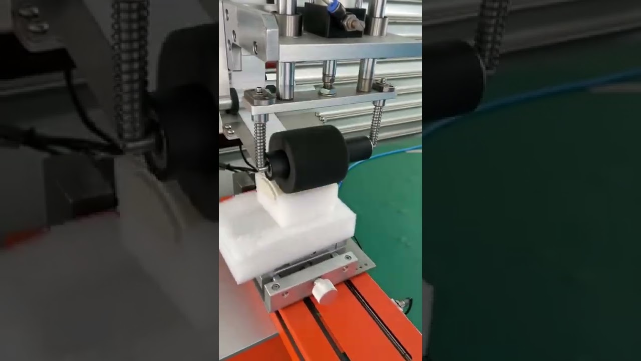 Semi automatic labeling machinery, good machinery and good tools to save time and effort