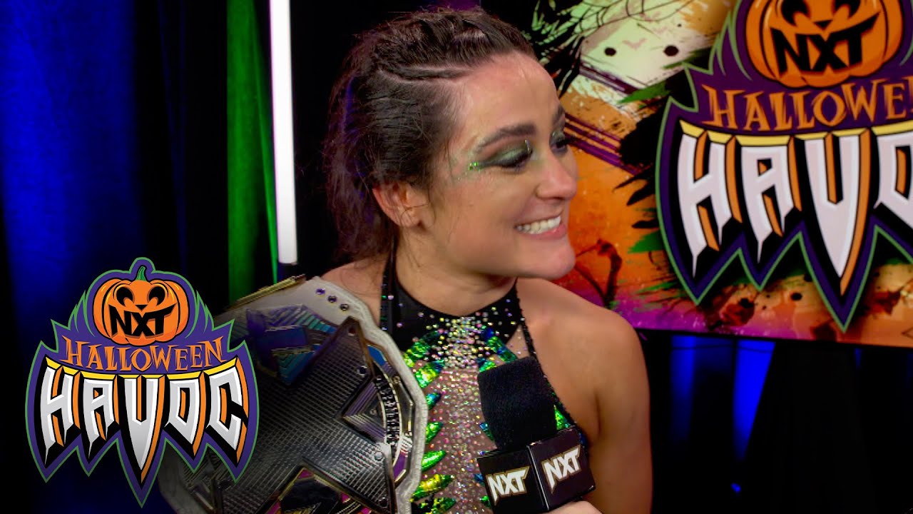 Lyra Valkyria Beats Becky Lynch, Wins NXT Women's Title On NXT Halloween  Havoc