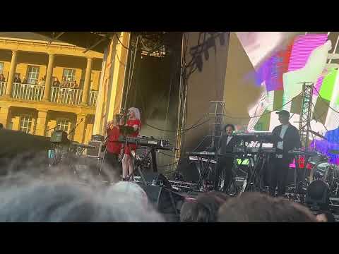 LADYTRON - Flicking Your Switch (live at Piece Hall, Halifax) 31-7-26
