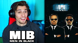 First Time Watching *MEN IN BLACK (1997)* Movie REACTION!!!