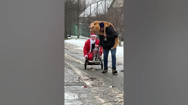 #publiclife #funnyshorts #funny #comedy #betrayal #lifeisbutadream #dance #film #christmas #xmas