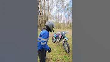 КОПАЕТ ЯМЫ НА ПРЯМОТОКЕ 300 КУБОВ!!!