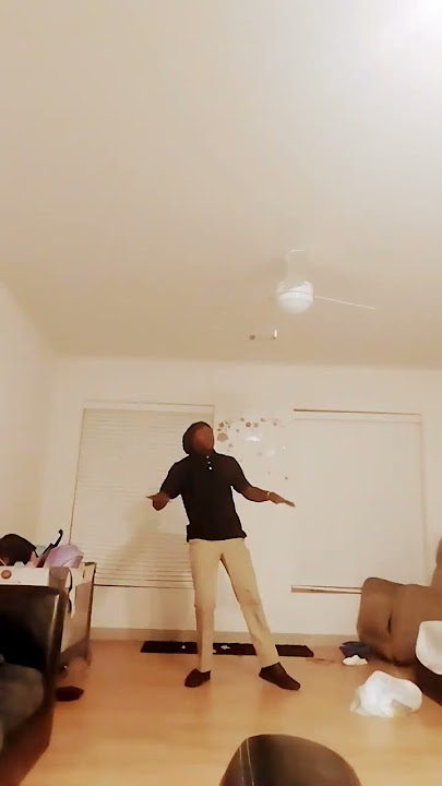 I hate dancing alone 🤧