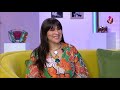 سمر كامل فنانة تشكيلية تميزت بأفكارها وجالت العالم 