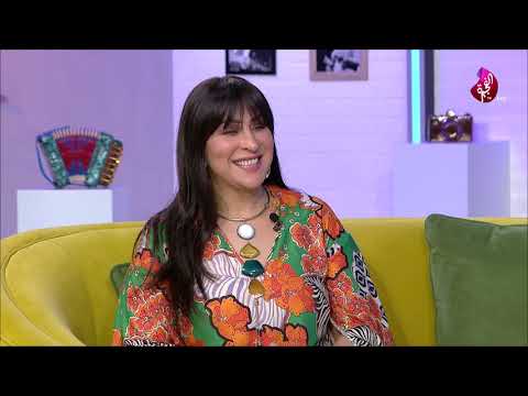 سمر كامل فنانة تشكيلية تميزت بأفكارها وجالت العالم