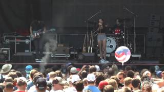 Video thumbnail of "Say Nothing - Meg Myers (2014 Lollapalooza) 1080p"