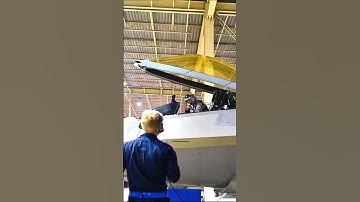 Thumbnail of F 22 Raptor Jet Engine Start Up