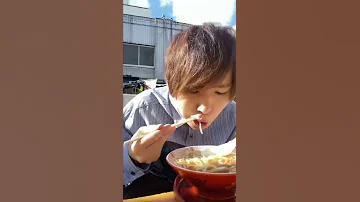I Tried The 100 Yen Ramen In Nishinari And It Was A Shocking Taste Shorts 