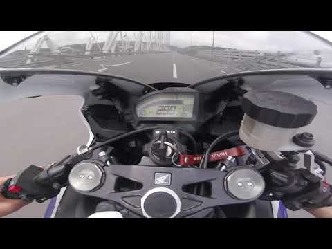 Honda Cbr1000RR 299+ Km/h On bridge