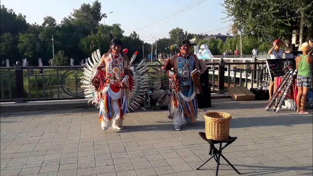 музыкант leo rojas. пакарина группа из эквадора. музыка индейцев в современной обработке. музыкант leo rojas. музыка индейцев в современной обработке.