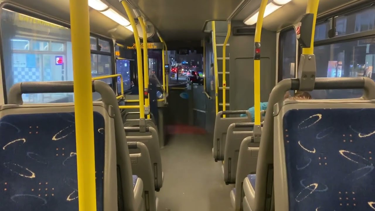 Metrobus 6949 (GX06 AOE) struggles out of Caterham (On-Board)