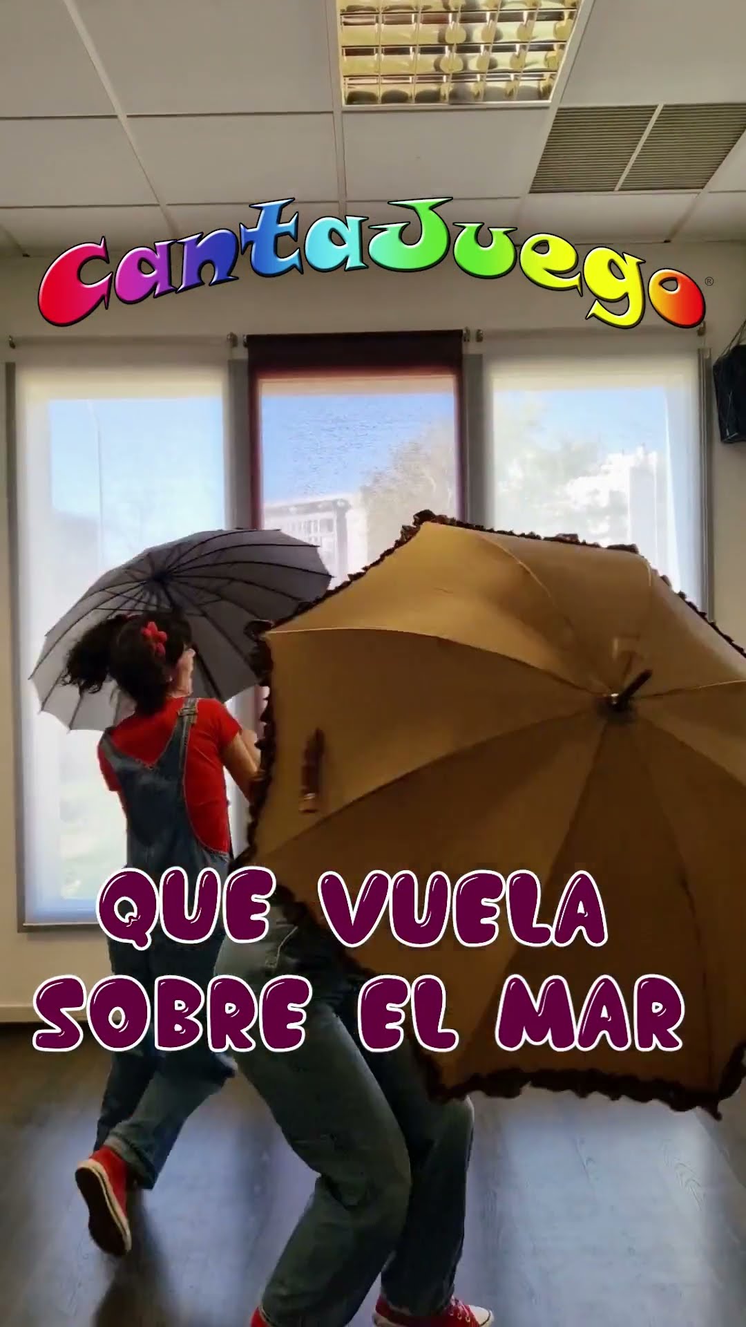 Tengo un avión que vuela por el cielo ?️⛅?