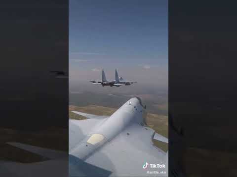 انظر كيف يتم اطلاق الصواريخ من الطائره