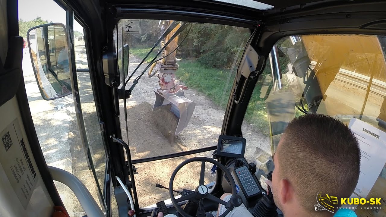 D1 Velká Bíteš | Liebherr A918 kolesové rýpadlo a naklapací rotátor | Cab view