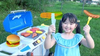 Kids Pretend Play Outdoor Cooking with BBQ Grill Play Set! screenshot 2