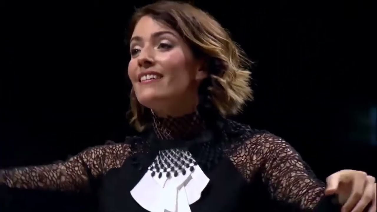 Beethoven Symphony No 3 in E♭ „Eroica“ Alondra de la Parra Tonhalle Orchester Zürich