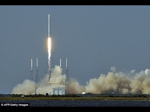 US regulator approves SpaceX plan for broadband satellite services