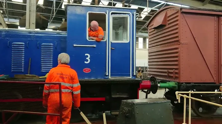 Barrow Hill Roundhouse turntable demonstration