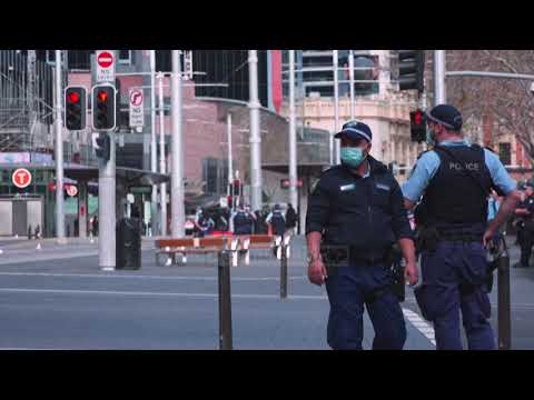 Top Channel/ Policia patrullon në Sydney kundër protestave anti-kufizime